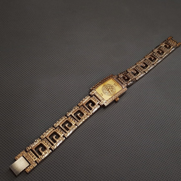Gianni Versace Watch Quartz Gold Plated Medusa main image 3